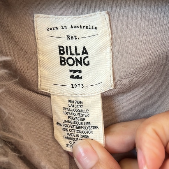 Billabong coat - Picture 2 of 2